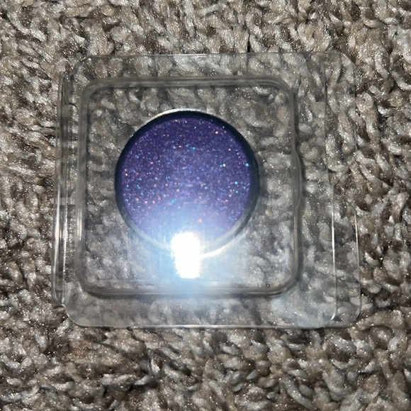 Lancome Eyeshadow Refill - Picture 4 of 5